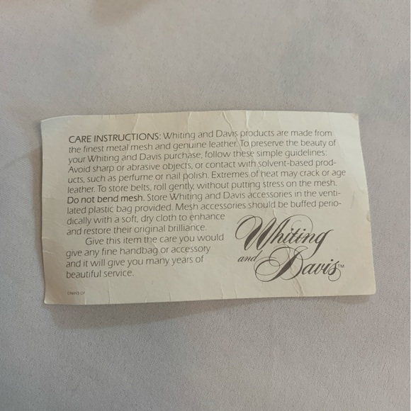 Whiting and Davis Cream Mesh Purse Adjustable strap. - Picture 11 of 11